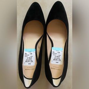 COLE HAAN WOMEN’S BLACK SUEDE PUMPS
